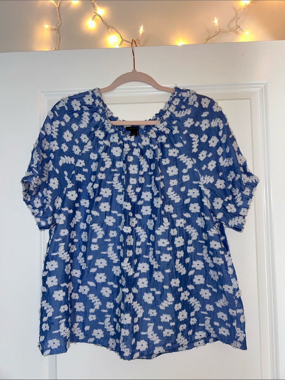 Ann Taylor Blouse size Medium